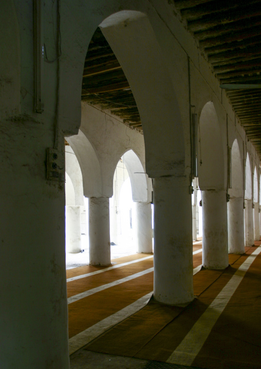 Old mosque prayer room, Al Hudaydah Governorate, Zabid, Yemen