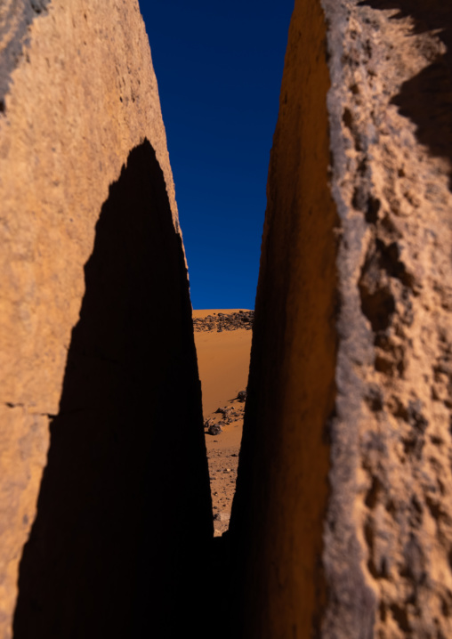 Broken stone in the desert, Tassili N'Ajjer National Park, Tadrart Rouge, Algeria