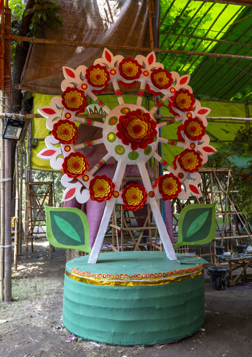 Faculty of Fine Arts carnival float, Dhaka Division, Dhaka, Bangladesh