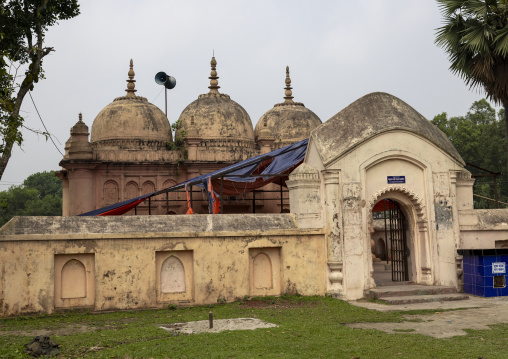 Mithapukur three domed red mosque, Rangpur Division, Mithapukur, Bangladesh