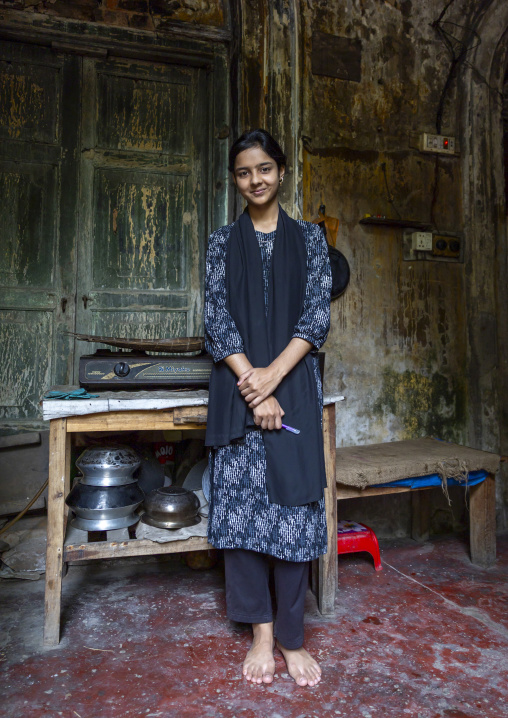 Portrait of Bangladeshi hindu young woman, Rajshahi Division, Natore, Bangladesh