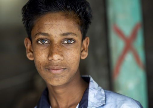 Portrait of a river gypsy boy, Barisal Division, Barisal, Bangladesh