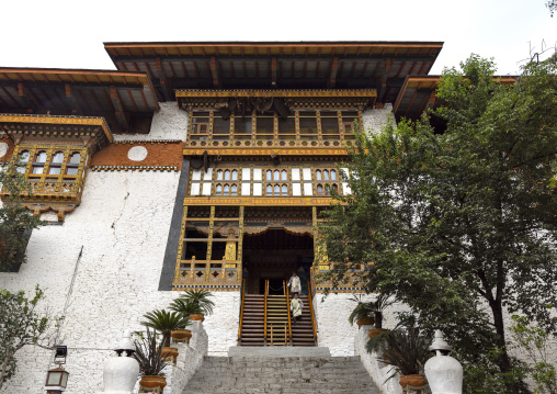 Bhutanese people in Punakha dzong, Punakha dzongkhag, Punakha, Bhutan