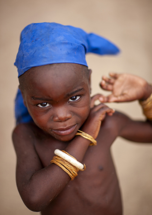 Young Mucubal tribe girl, Namibe Province, Virei, Angola