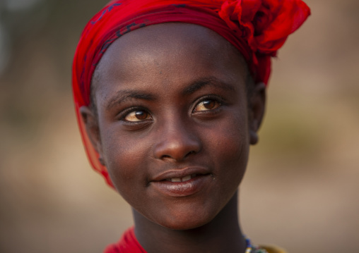 Portrait of a young oromo girl looking away, Dire Dawa woreda, Dire Dawa, Ethiopia