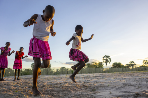 Ovambo girls dancing, Omhedi, Ondangwa, Namibia
