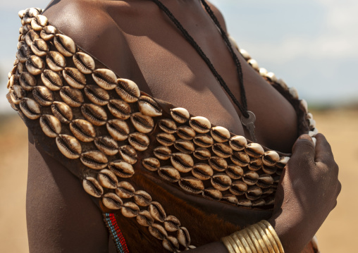 Chest of Hamer tribe woman with shell necklaces, Omo valley, Turmi, Ethiopia