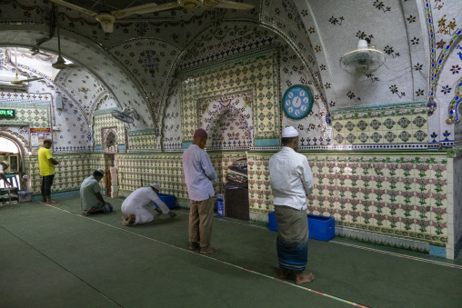 Tara Masjid