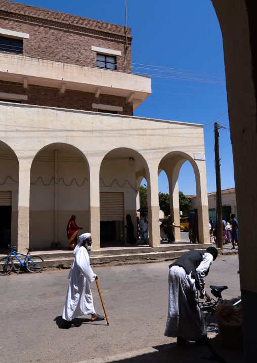 ERitrean muslim men in the street, Semien-Keih-Bahri, Keren, Eritrea