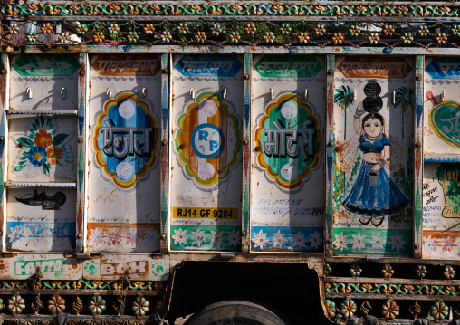 Decorated truck, Rajasthan, Jaipur, India