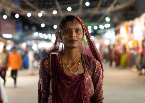 Portrait of a beautiful indian woman in the street, Rajasthan, Pushkar, India