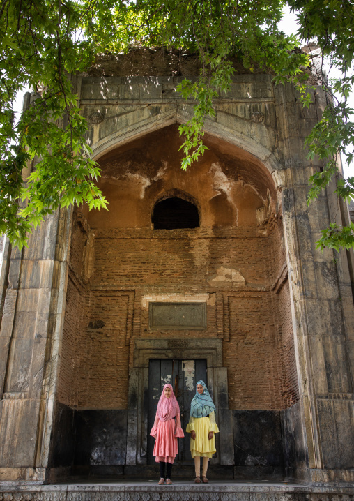 Kashmiri girl in Akhund Mullah Shah Mosque, Jammu and Kashmir, Srinagar, India