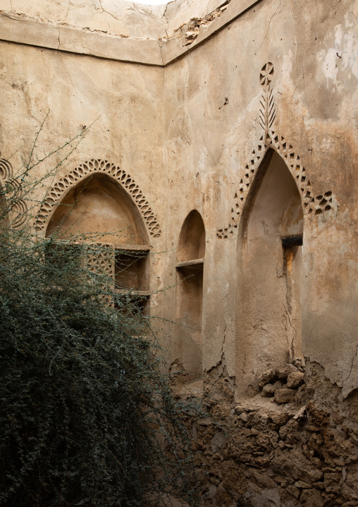 Farasani house with gypsum decoration and frescoes, Jazan Province, Farasan, Saudi Arabia