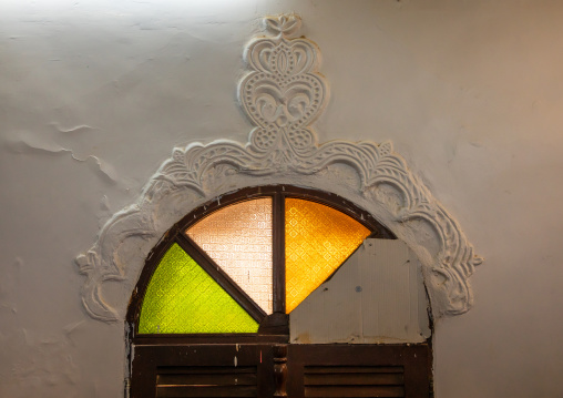 Al Nadji mosque stained window decoration, Jazan Province, Farasan, Saudi Arabia