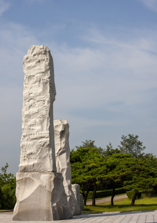 Tomb of king tangun, DGC, Pyongyang, North Korea