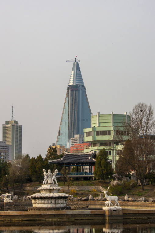 Construction of the pyramid-shaped Ryugyong hotel, DGC, Pyongyang, North Korea