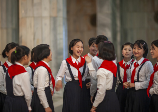 North Korean pioneers girls, DGC, Pyongyang, North Korea