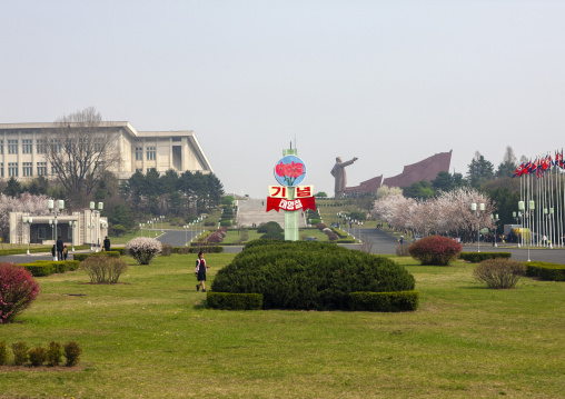 Kim Il-sung statue in Mansudae monument, DGC, Pyongyang, North Korea