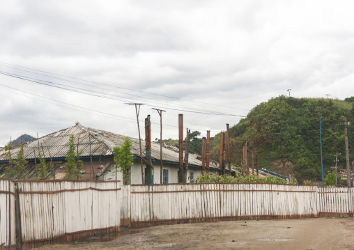 North Korean house in the countryside, North Hamgyong, Jung Pyong Ri, North Korea