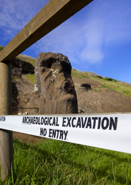 Rano raraku, Easter Island, Hanga Roa, Chile