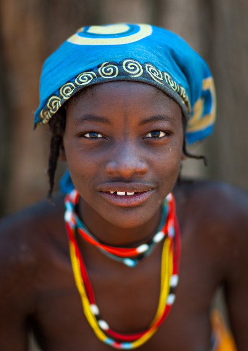 Portrait of a Muhacaona tribe woman, Cunene Province, Oncocua, Angola