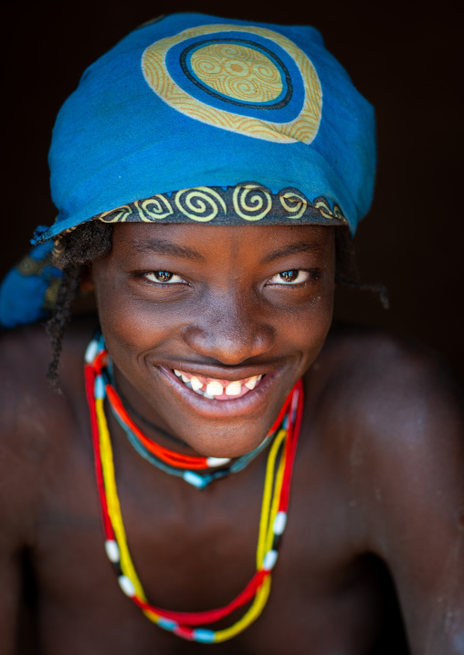 Portrait of a Muhacaona tribe woman, Cunene Province, Oncocua, Angola