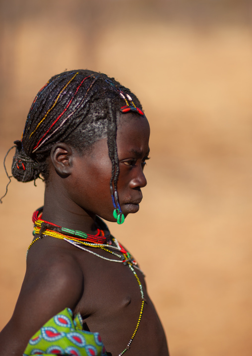 Muhacaona tribe girl, Cunene Province, Oncocua, Angola