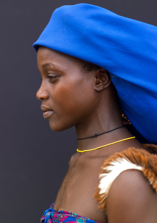 Mucubal tribe woman wearing a blue headwear, Namibe Province, Virei, Angola