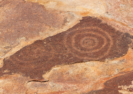 Rock carving in Tchitundo Hulo hills, Namibe Province, Capolopopo, Angola