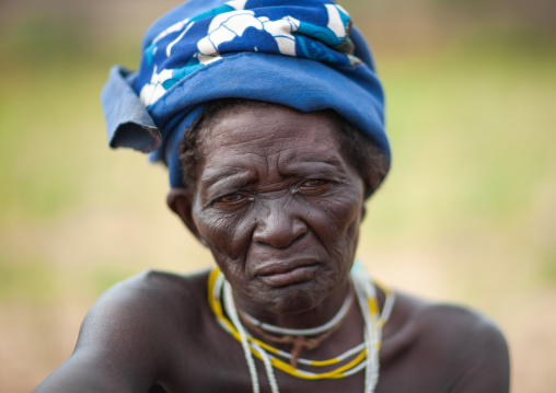 Mucubal tribe woman wearing a blue headwear, Namibe Province, Virei, Angola
