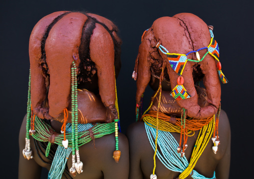 Rear view of Mumuhuila tribe children hairstyle, Huila Province, Chibia, Angola