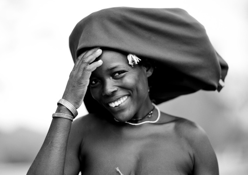 Mukubal Woman Smiling, Virie Area, Angola
