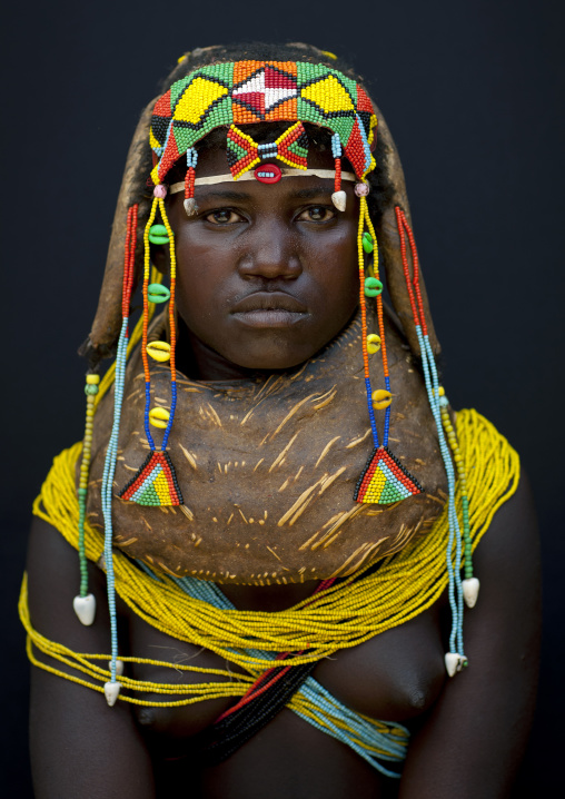 Mwila Girl With The Traditional Vikeka Mud Necklace, Angola