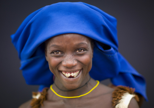 Mucubal Woman With Sharpened Teeth, Virie Area, Angola