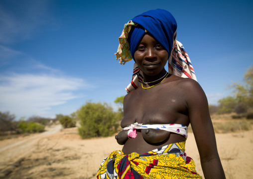 Mucubal Woman With Oyonduthi Bra, Virie Area, Angola