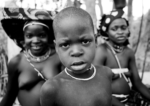 Mucubal Boy With Women, Virie Area, Angola