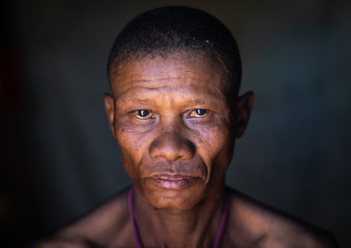 San tribe man portrait, Huila Province, Chibia, Angola