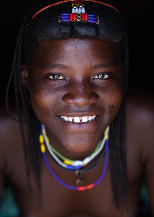 Smiling muhakaona tribe woman, Cunene Province, Oncocua, Angola