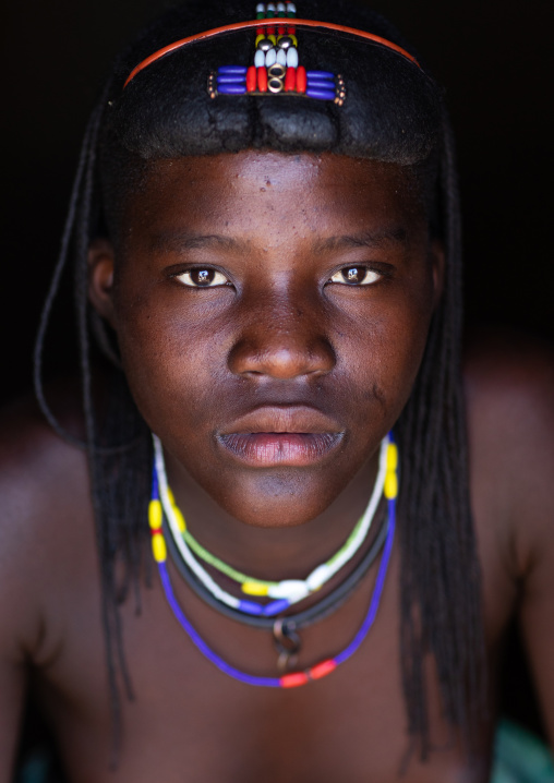 Muhakaona tribe woman, Cunene Province, Oncocua, Angola