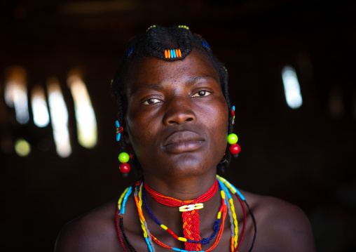 Mudimba tribe woman portrait, Cunene Province, Cahama, Angola