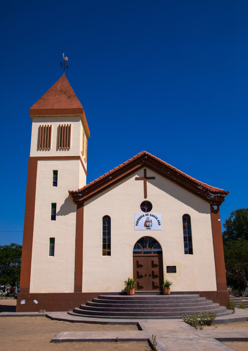 Paroquia de Santa Ana, Huila Province, Quilengues, Angola