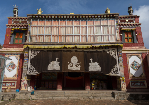 Temple in Shachong monastery, Qinghai Province, Wayaotai, China