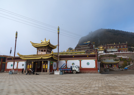 Shachong monastery entrance, Qinghai Province, Wayaotai, China