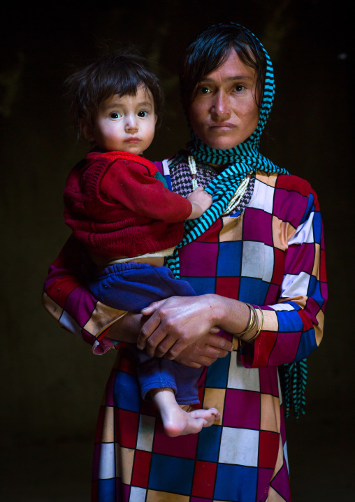 Portrait of an afghan mother with her son, Badakhshan province, Zebak, Afghanistan