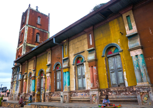 Benin, West Africa, Porto-Novo, multicoloured great mosque
