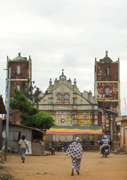 Benin, West Africa, Porto-Novo, multicoloured great mosque