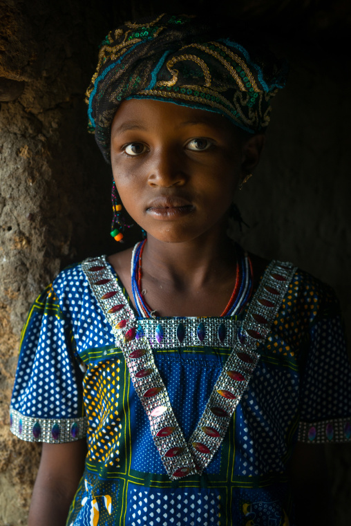 Benin, West Africa, Taneka-Koko, a young fulani peul tribe girl