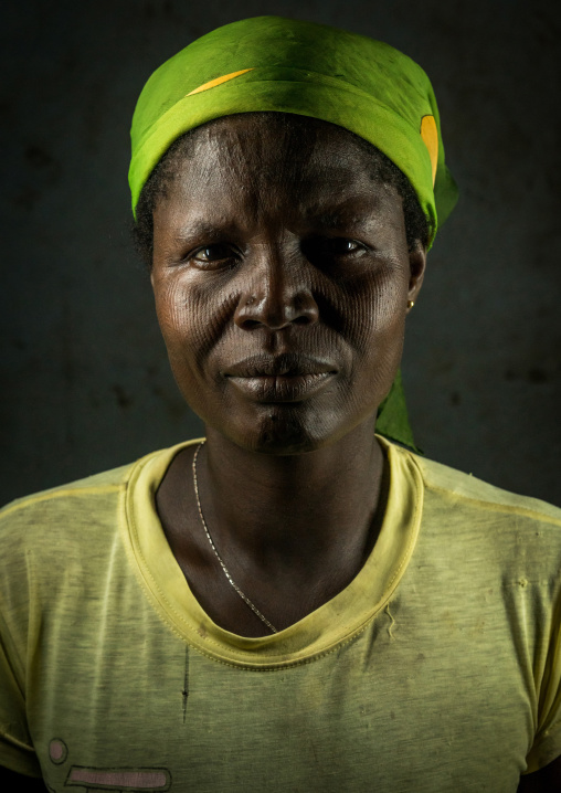 Benin, West Africa, Koussou, a somba tribe woman with her face covered with linear scars