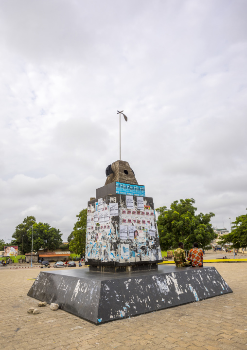 Benin, West Africa, Cotonou, nawa girouette by karim rafi on lenine place