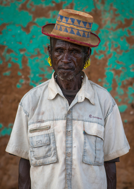 Portrait of a hamer tribe man with a hat, Omo valley, Turmi, Ethiopia